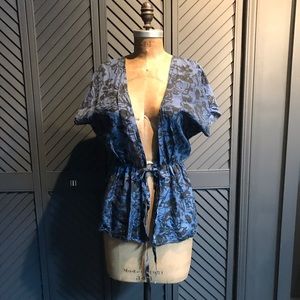 Velvet silky short sleeve blouse